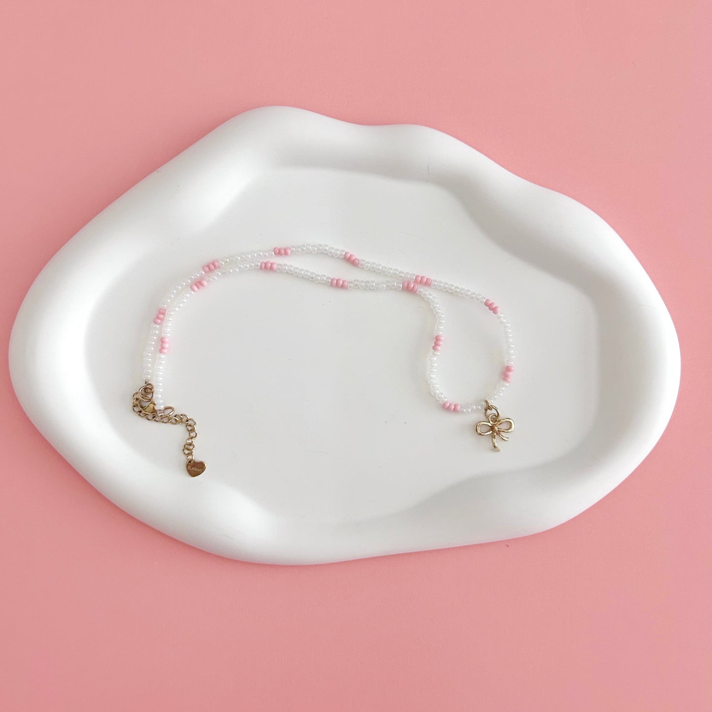 Bow Choker